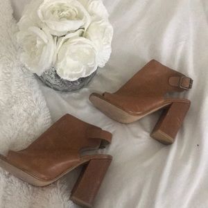 Steve Madden 6.5 Leather booties